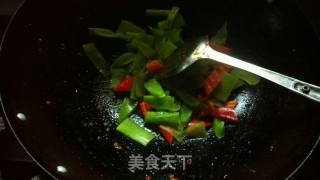 Stir-fried Pork with Lettuce recipe