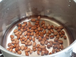 Broccoli with Peanuts recipe