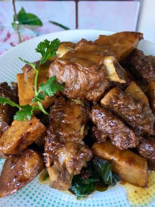 Braised Pork Ribs with Taro recipe