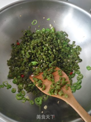 Chili Stir-fried Vegetable Stem recipe