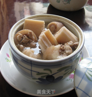 Lotus Root and Pigtail Soup recipe