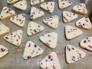 Cranberry Biscuits-with A Tip to Soften Butter in Winter recipe