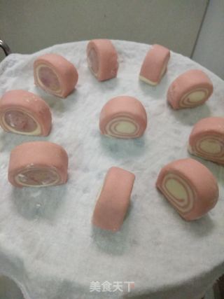 Two-color Cheese Sausage Bun recipe