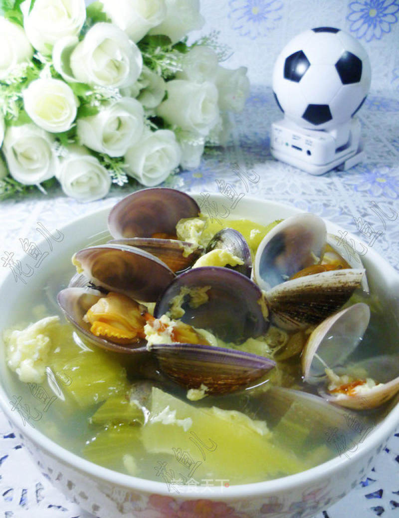 Sauerkraut Stem, Egg and Clam Soup recipe