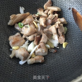 Roast Pork with Taro recipe