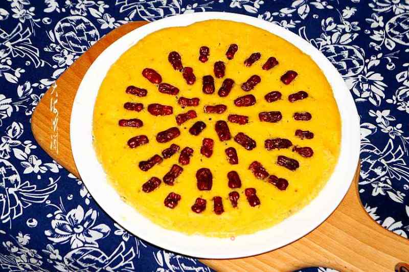 Cornmeal and Red Date Cake
