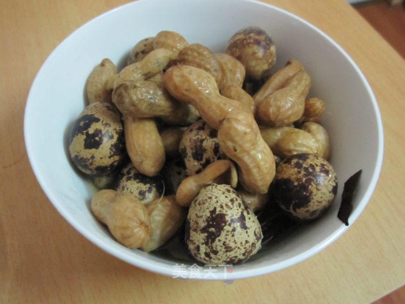 Boiled Peanut Quail Eggs recipe