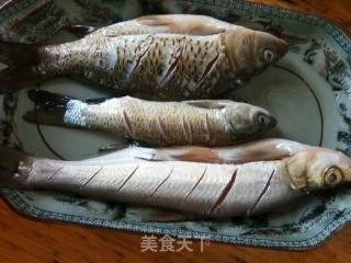 Grilled River Fish with Kimchi Fish recipe
