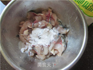 Sour Shuang Appetizing Sauerkraut Fish recipe