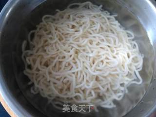 Fried Noodles with Vegetables and Pork recipe