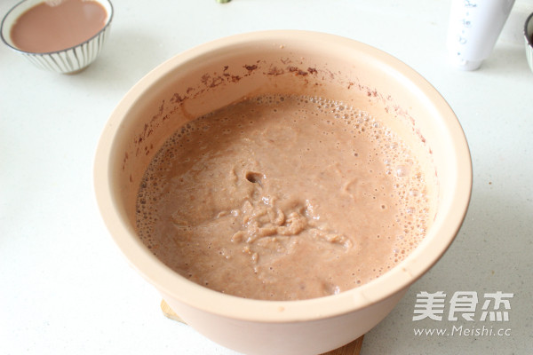 Mooncake with Lotus Seed Paste and Egg Yolk recipe