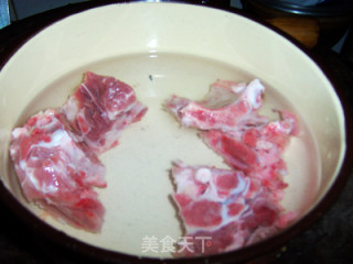 Pork Ribs Walnut and Lotus Root Pot recipe