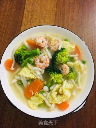 Broccoli, Carrot, Mushroom and Shrimp Soup recipe