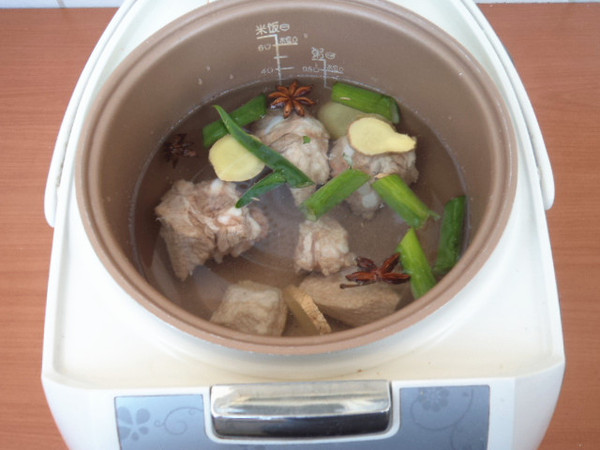 Spring Bamboo Shoots Ribs Soup recipe