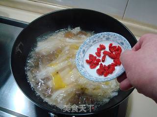 Braised Cabbage with Chestnuts recipe