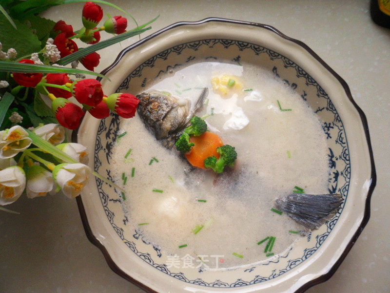 Wild Crucian Salted Duck Soup recipe
