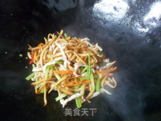 Stir-fried Shredded Pork with Pleurotus Eryngii recipe