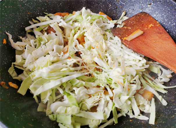 Stir-fried Rice Cake with Fermented Beef recipe