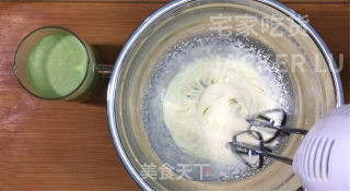The Matcha Cream Pudding Mousse is Icy, Soft and Creamy. It is A Great Dessert for Hot Summer Days. recipe