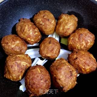 Meat Ball with Soy Sauce recipe