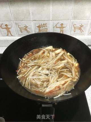 Beef with Enoki Mushroom recipe