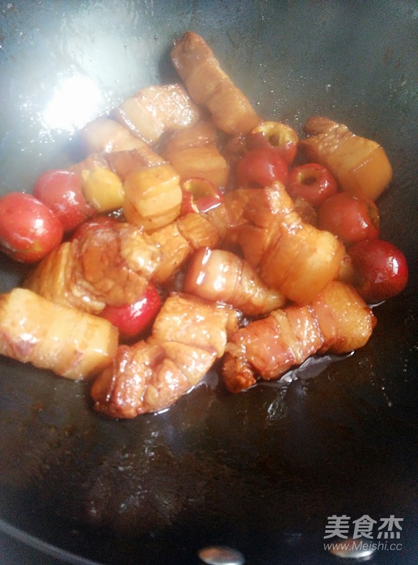 Bawang Supermarket | Braised Pork with Hawthorn recipe