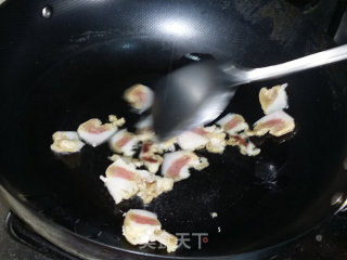 Stir-fried Bacon with Winter Bamboo Shoots recipe