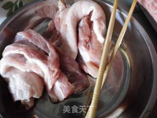 Dragon Beard Fried Pork Slices recipe