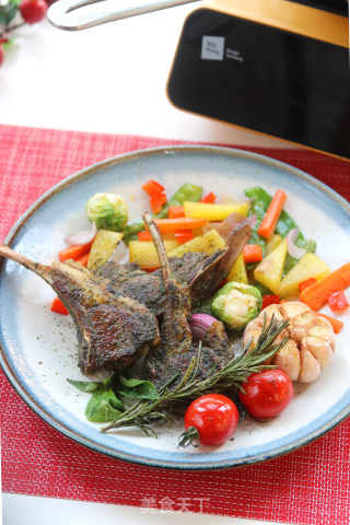 Pan-fried Lamb Chops with Chinese New Year Dishes recipe