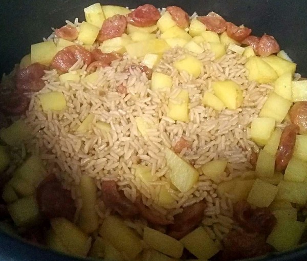 Sausage and Potato Braised Rice recipe