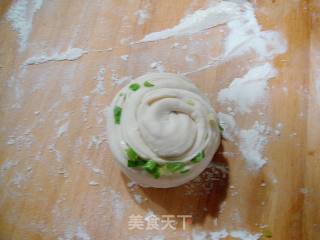 Beijing-style Home-cooked Pasta "green Onion Cake" recipe