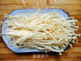 Zhang Yan's Delicious Cold Dish ------ Cold Enoki Mushroom recipe