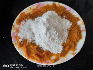 Pumpkin Glutinous Rice Sesame Balls recipe