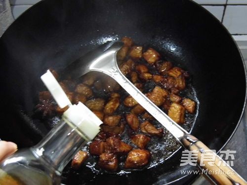 Braised Pork with Bean Tendon Sticks recipe