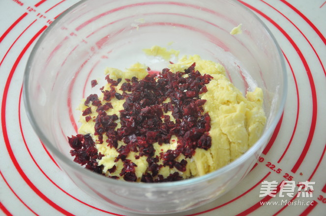 Creamy Cranberry Cookies recipe