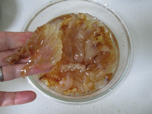 Jellyfish Head Mixed with Preserved Egg recipe