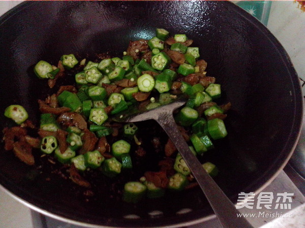 Fried Beef Balls with Okra recipe