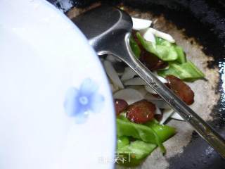 Stir-fried Spicy Sausage with Hot Pepper recipe