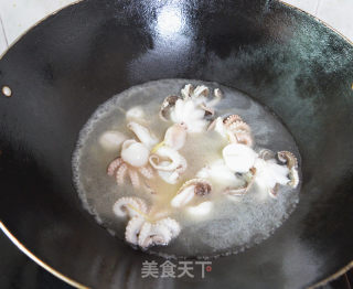 Braised Tofu with Octopus recipe