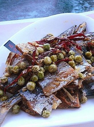 Steamed Salted Fish with Green Beans recipe