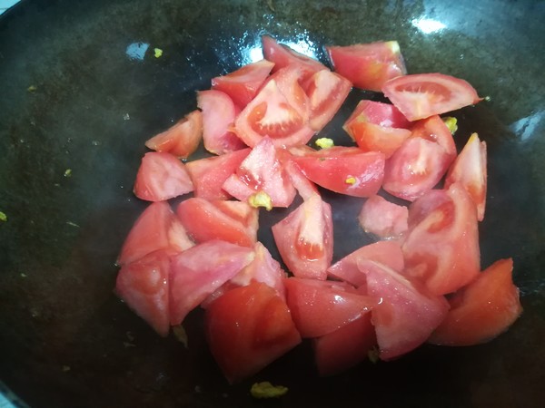 Tomato and Egg Noodles recipe