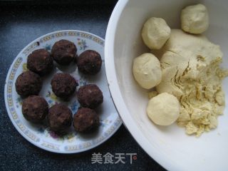 [northeast] Yellow Rice Noodle Sticky Bean Buns——the Authentic Northeast Flavor is Not New to Her recipe