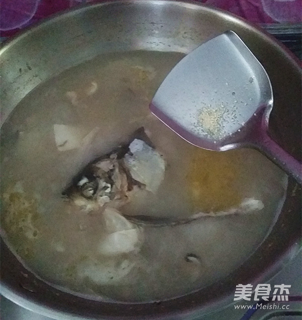 Fish Head and Fish Bone Soup recipe