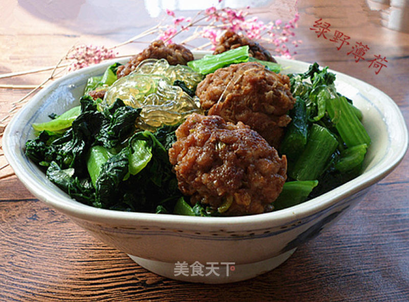 Braised Meatballs with Chinese Cabbage recipe