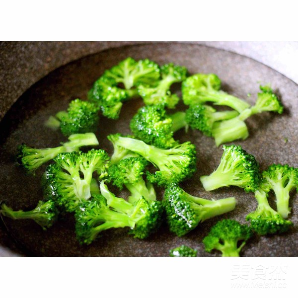 Sea Rainbow Broccoli recipe