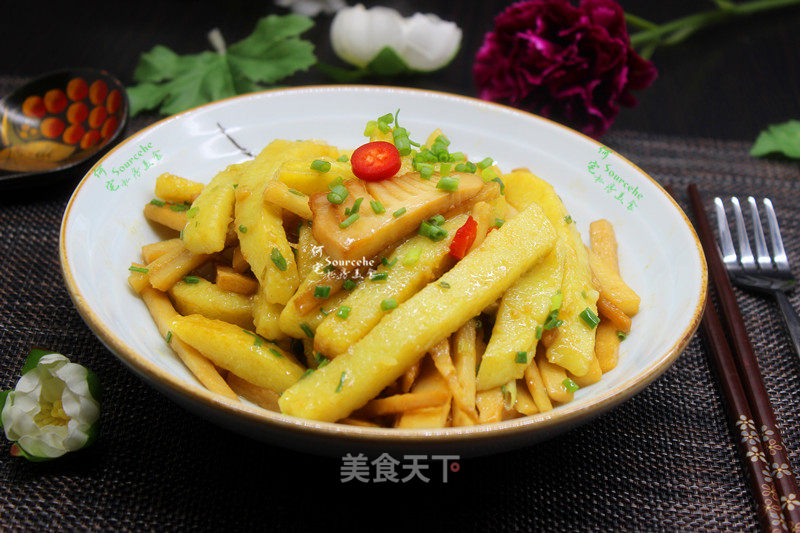 The Southern Taste of The New Year, Fried Rice Cake with Winter Bamboo Shoots recipe