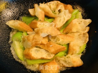 Braised Fritters with Hemp Seeds and Loofah and Lily recipe