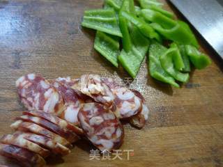 Stir-fried Cabbage with Hot Pepper and Spicy Sausage recipe