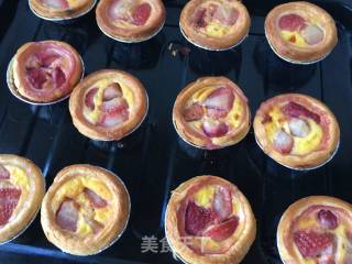 "oven Dish" Strawberry Egg Tart recipe