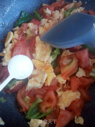Tomato Scrambled Eggs recipe